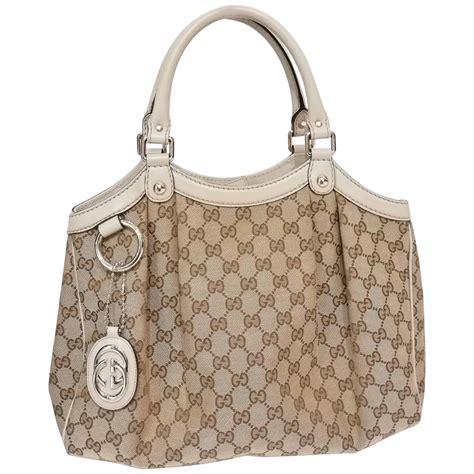 Gucci pochette monogram shoulder bag